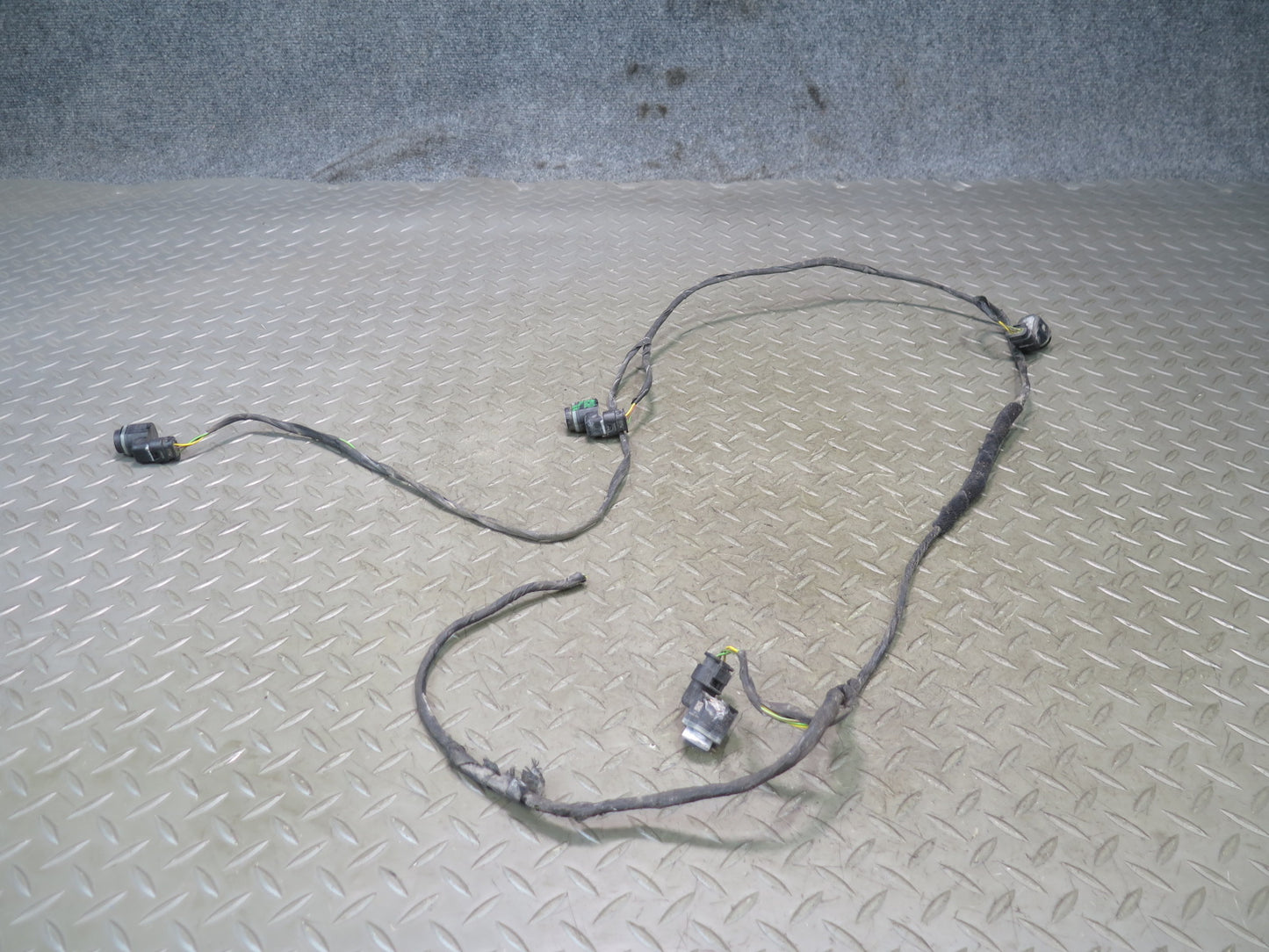 11-13 BMW F10 550iX Rear Bumper PDC Parking Distance Wiring w Sensors OEM
