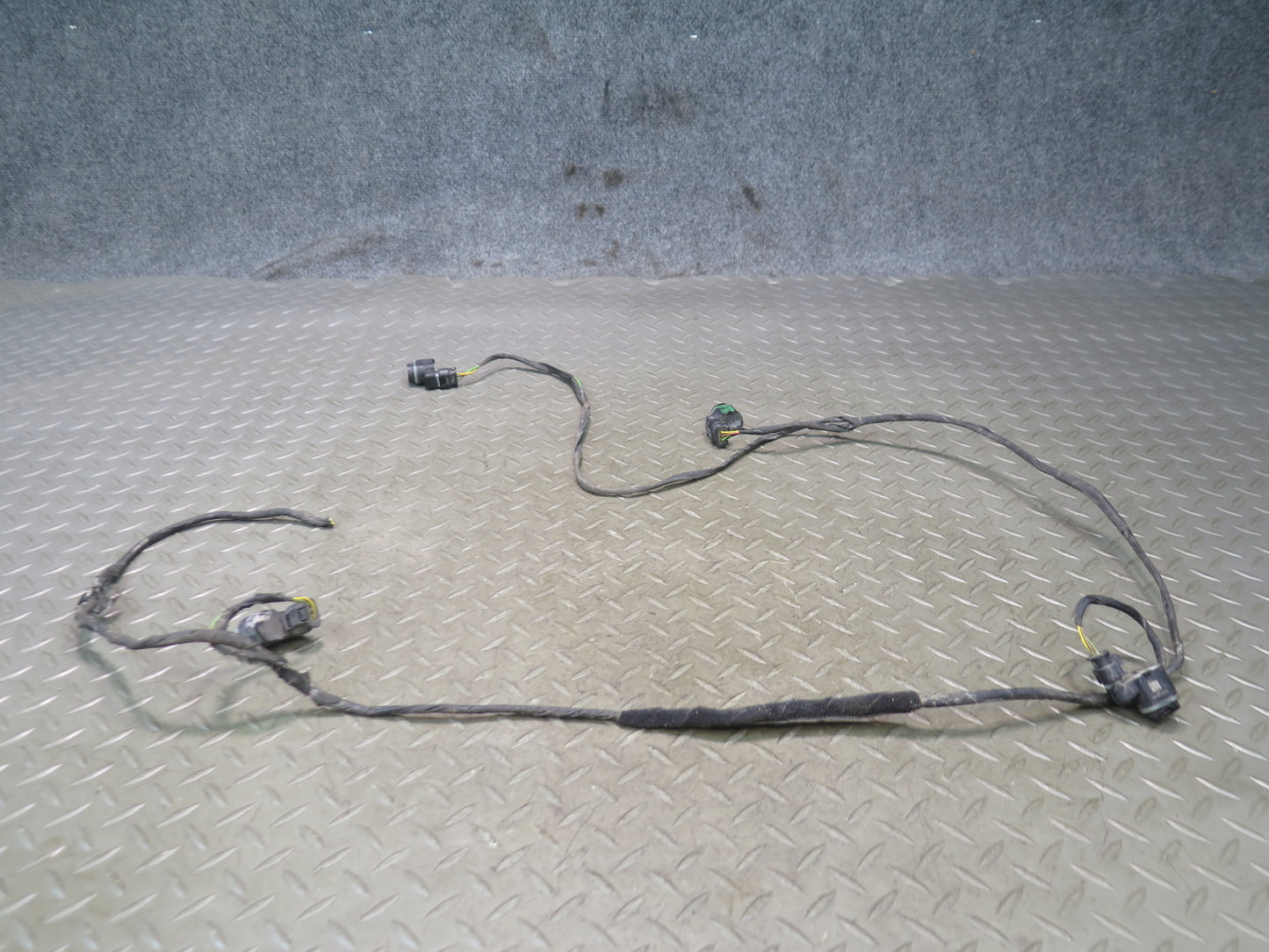11-13 BMW F10 550iX Rear Bumper PDC Parking Distance Wiring w Sensors OEM