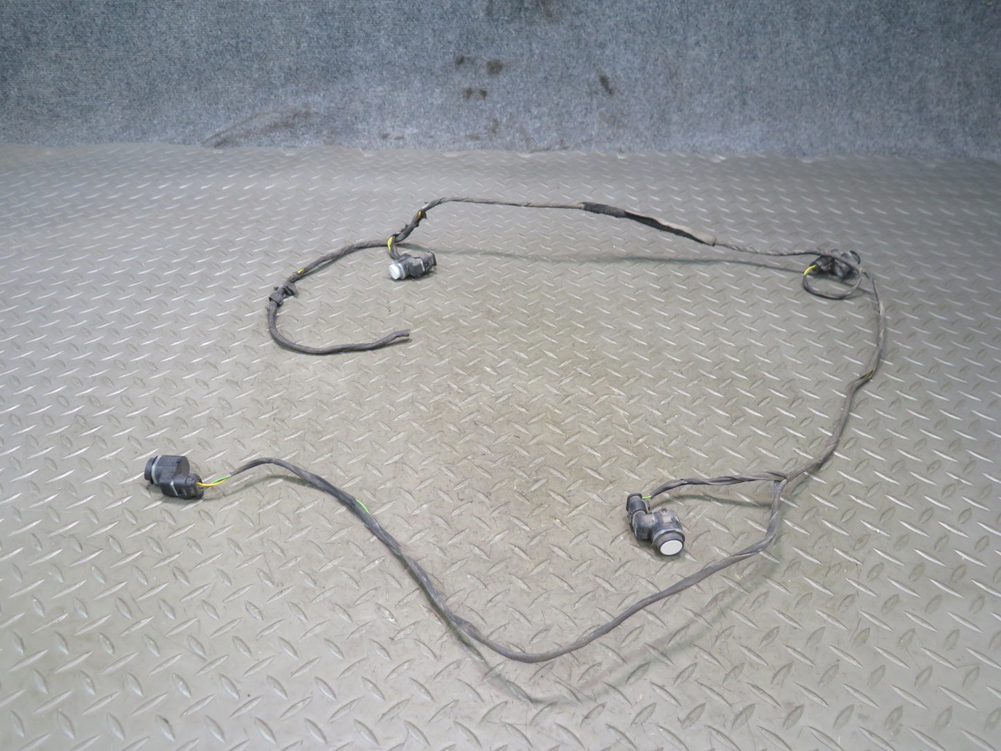 11-13 BMW F10 550iX Rear Bumper PDC Parking Distance Wiring w Sensors OEM