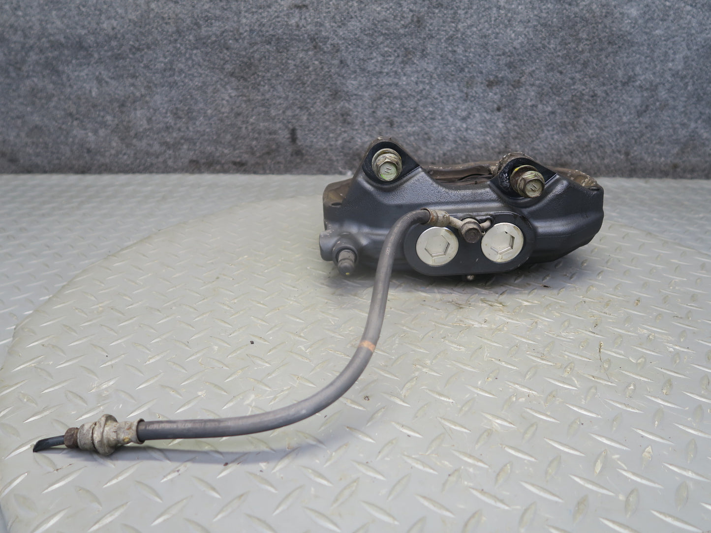 15-25 Lexus GSC16L RC350 RC300 AWD Front Left & Right Brake Caliper Set 76K OEM