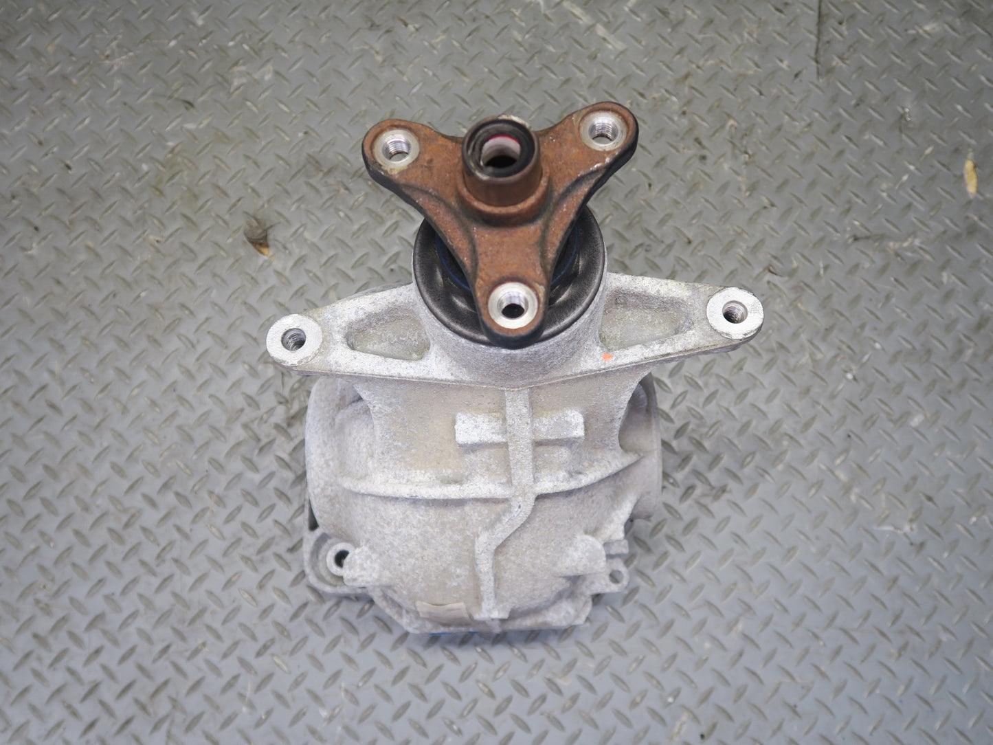11-13 BMW F07 F10 550i 550iX Rear Differential Carrier 3.08 Ratio 87k Miles OEM