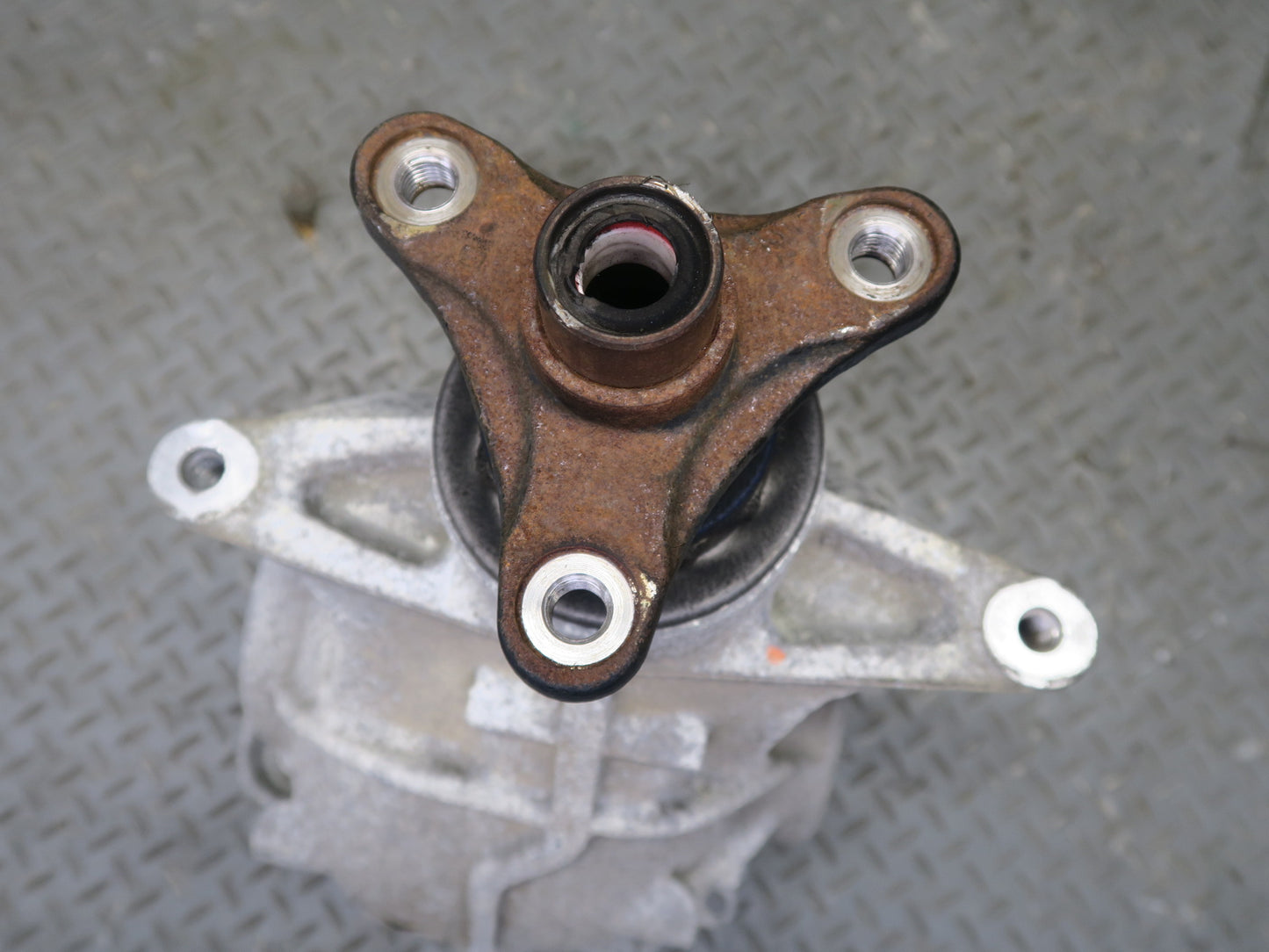 11-13 BMW F07 F10 550i 550iX Rear Differential Carrier 3.08 Ratio 87k Miles OEM
