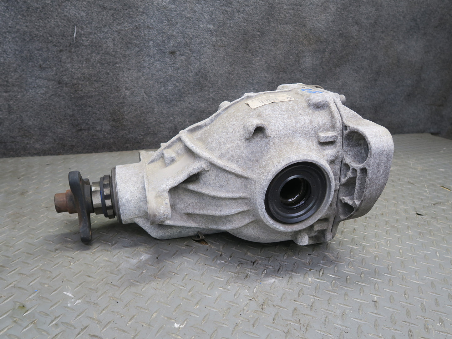 11-13 BMW F07 F10 550i 550iX Rear Differential Carrier 3.08 Ratio 87k Miles OEM
