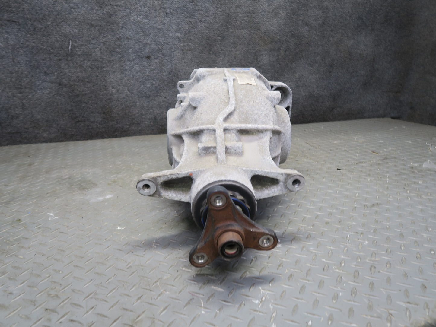 11-13 BMW F07 F10 550i 550iX Rear Differential Carrier 3.08 Ratio 87k Miles OEM