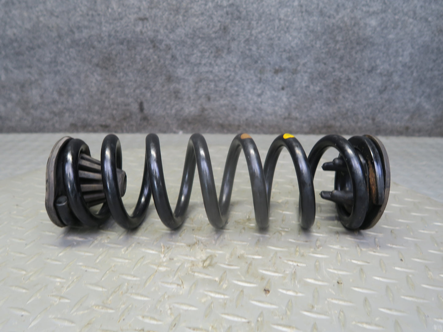 15-25 Lexus GSC16L RC300 AWD Rear Left & Right Suspension Coil Spring Set OEM