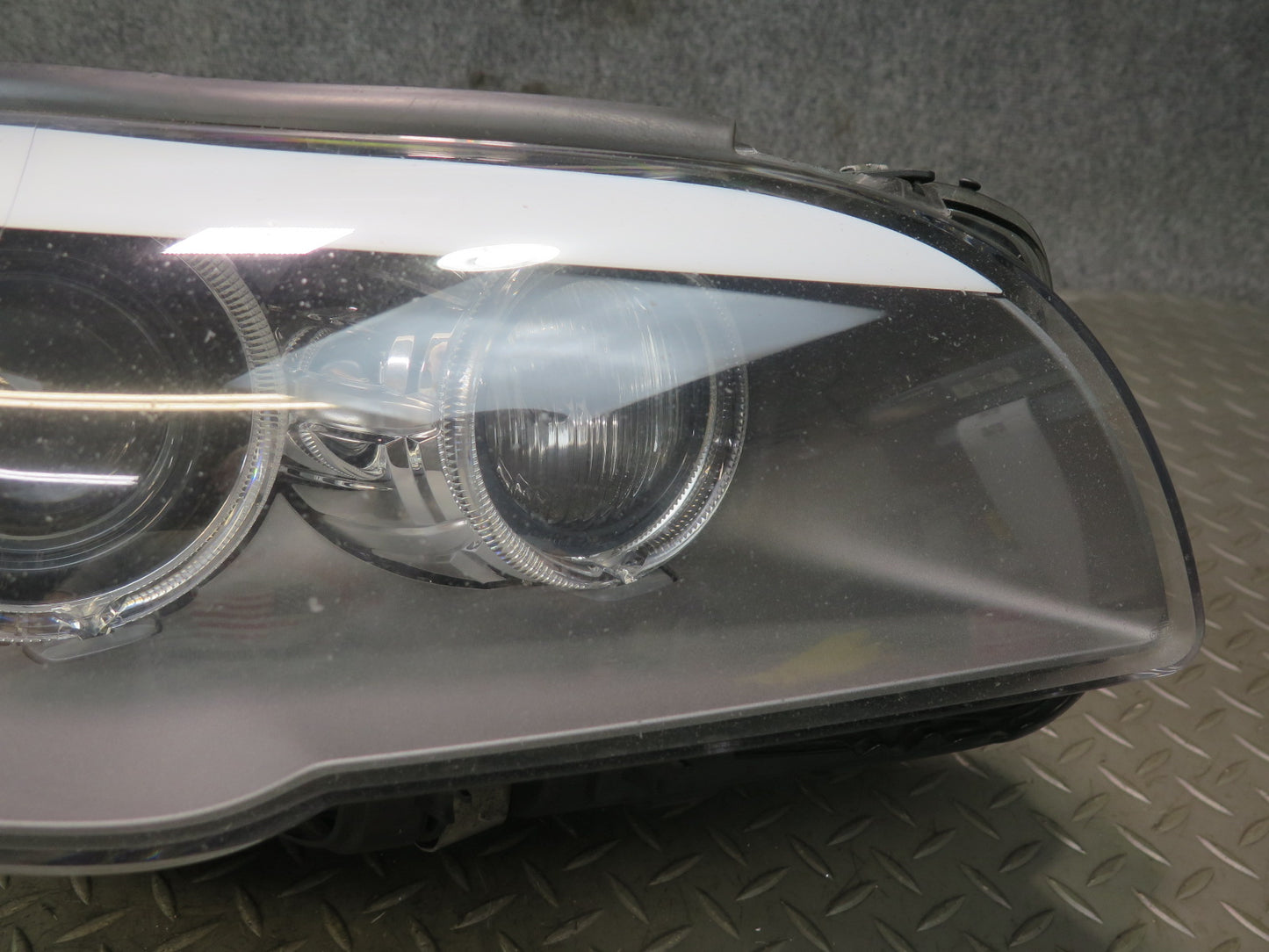 11-13 BMW F10 550iX Front Right Adaptive Xenon HID Headlight Lamp w Ballast OEM