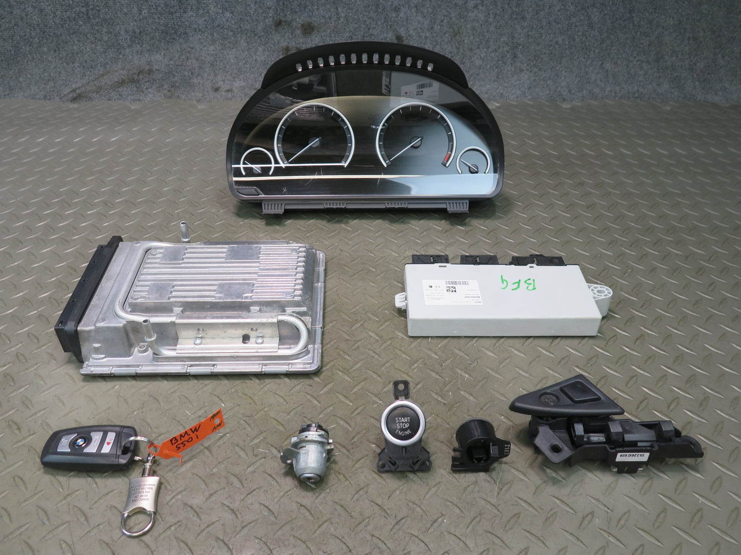 2013 BMW F10 550iX N63 ECM ECU DME Speedometer CAS4 Theft Start Lock KEY Set OEM