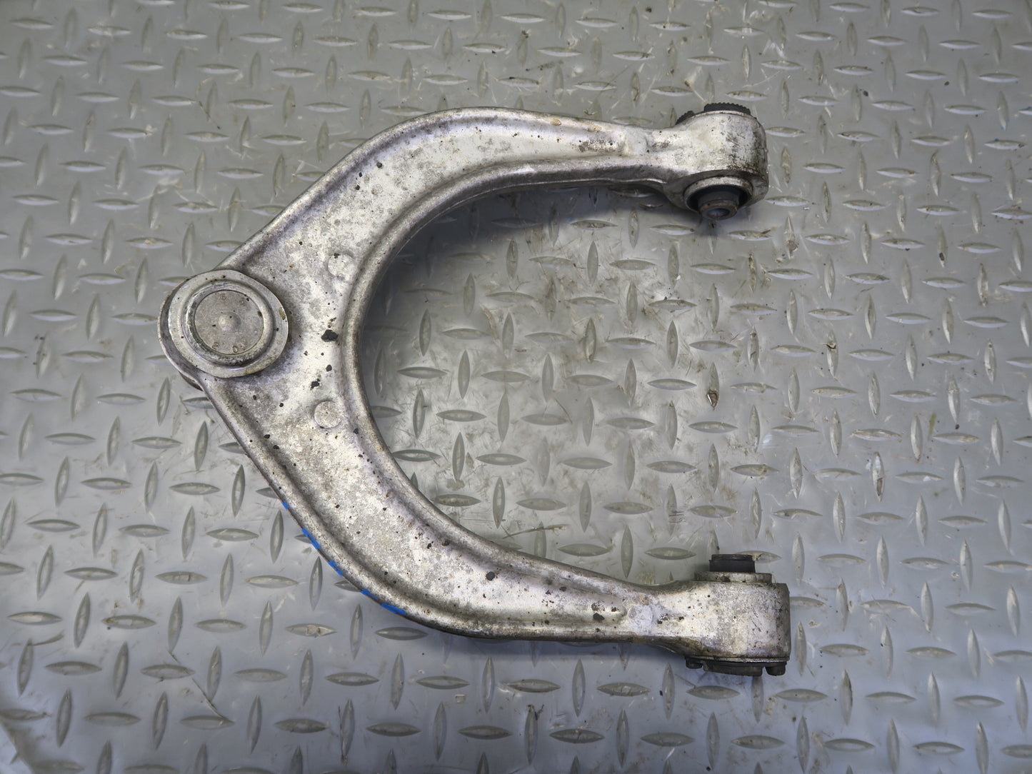 15-25 Lexus GSC16L RC350 RC300 AWD Front Right Upper Control Arm 76K Miles OEM