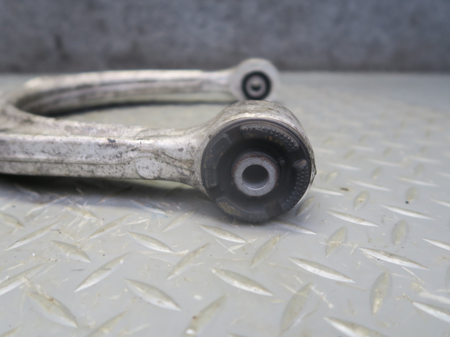 15-25 Lexus GSC16L RC350 RC300 AWD Front Left Upper Control Arm 76K Miles OEM