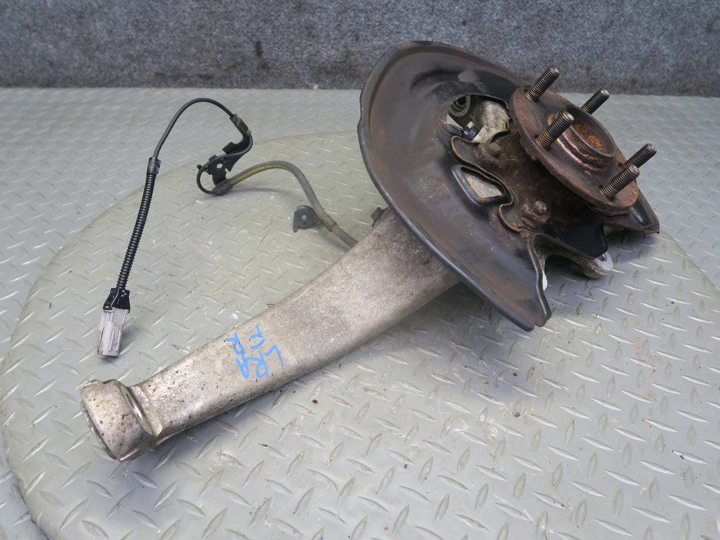 15-23 Lexus GSC16L RC300 3.5L AWD Front Right Spindle Knuckle Wheel Hub 76K OEM