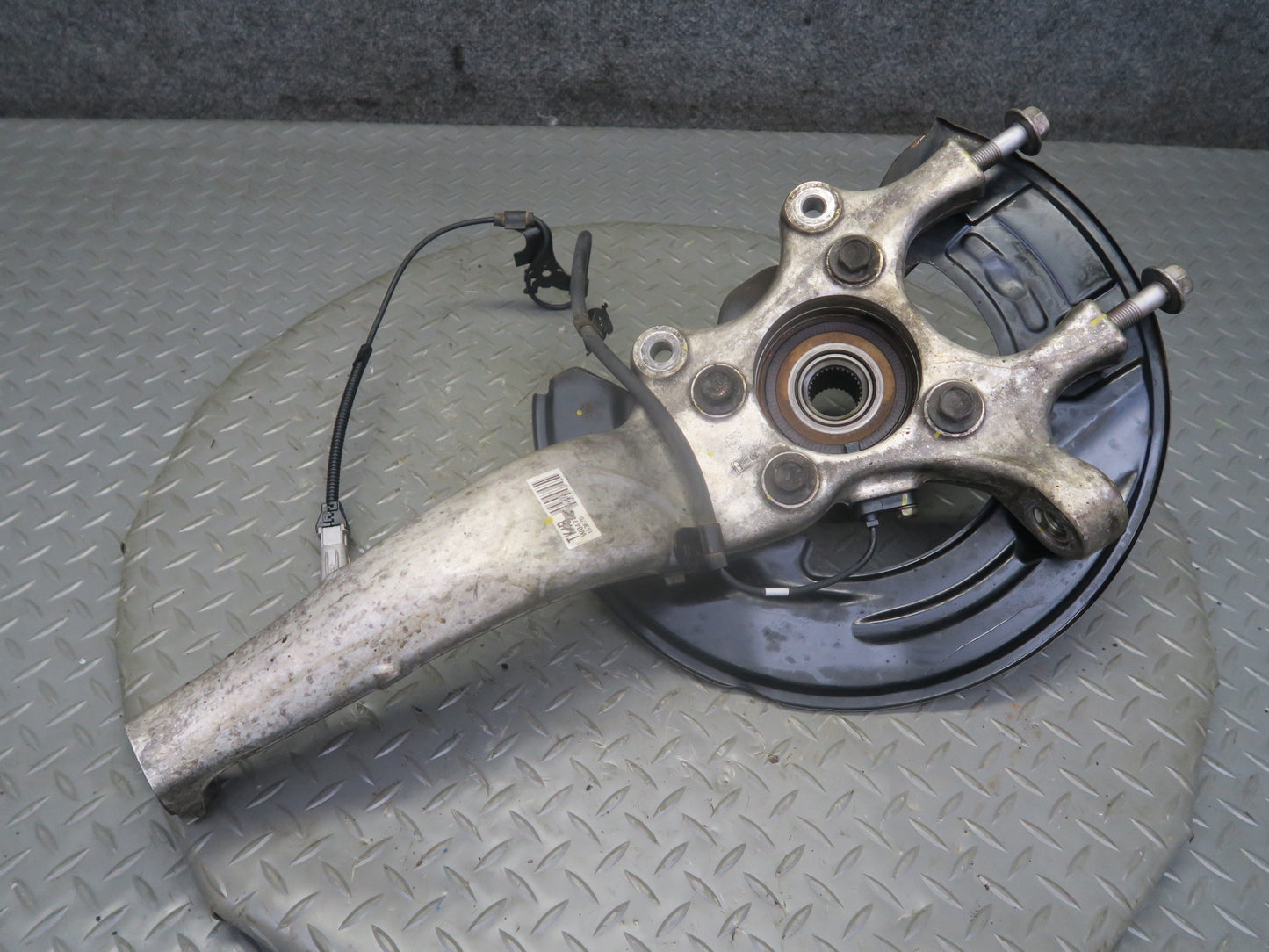 15-23 Lexus GSC16L RC300 3.5L AWD Front Right Spindle Knuckle Wheel Hub 76K OEM