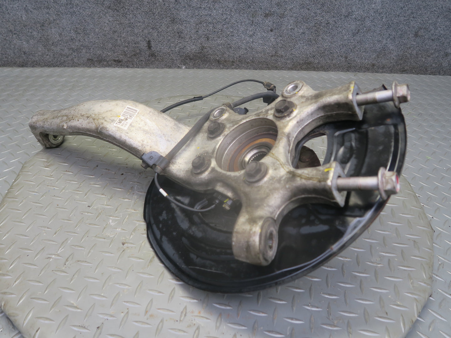 15-23 Lexus GSC16L RC300 3.5L AWD Front Right Spindle Knuckle Wheel Hub 76K OEM