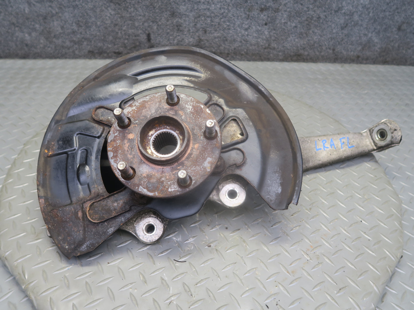 15-23 Lexus GSC16L RC300 3.5L AWD Front Left Spindle Knuckle Wheel Hub 76K OEM