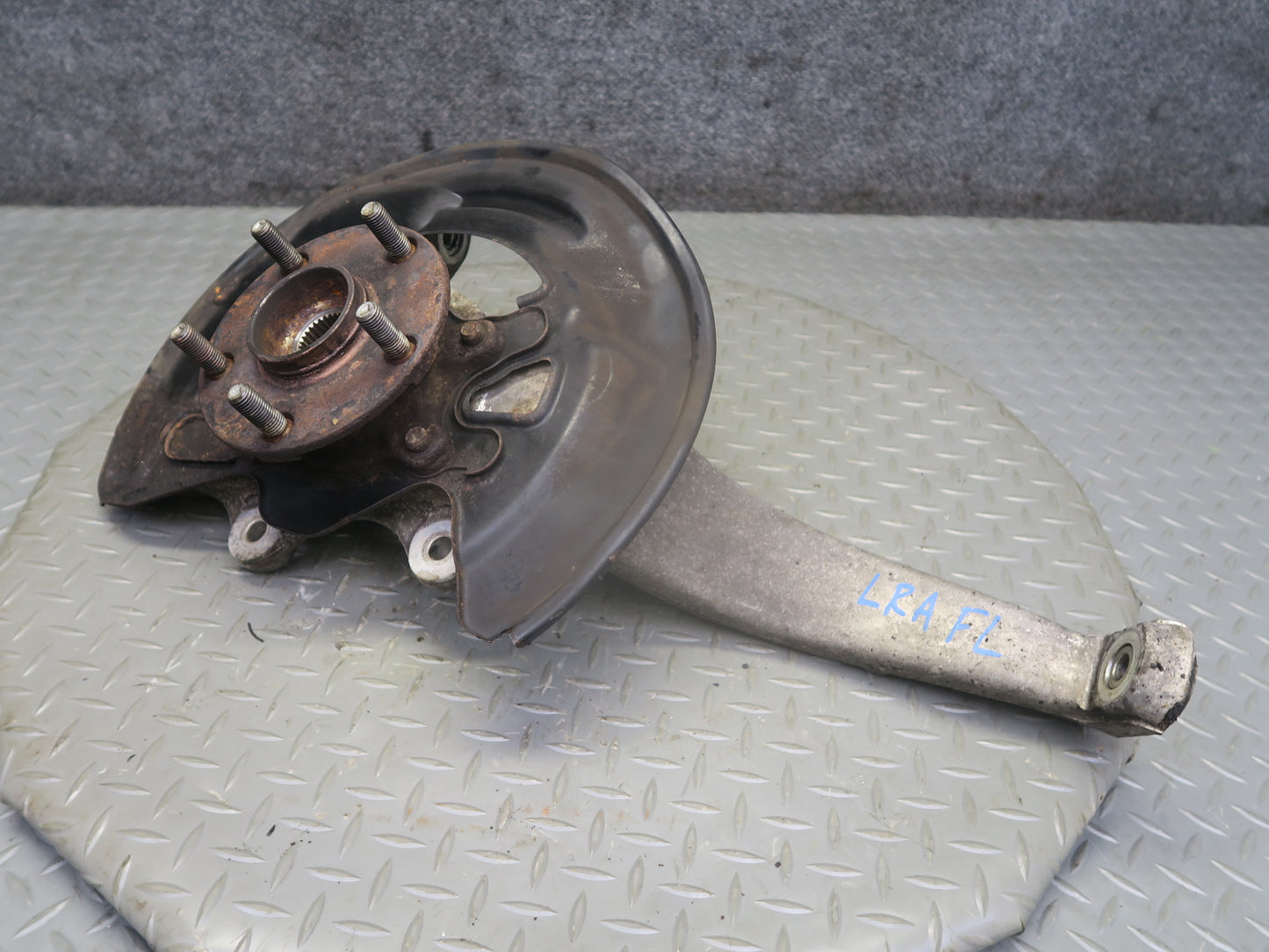15-23 Lexus GSC16L RC300 3.5L AWD Front Left Spindle Knuckle Wheel Hub 76K OEM