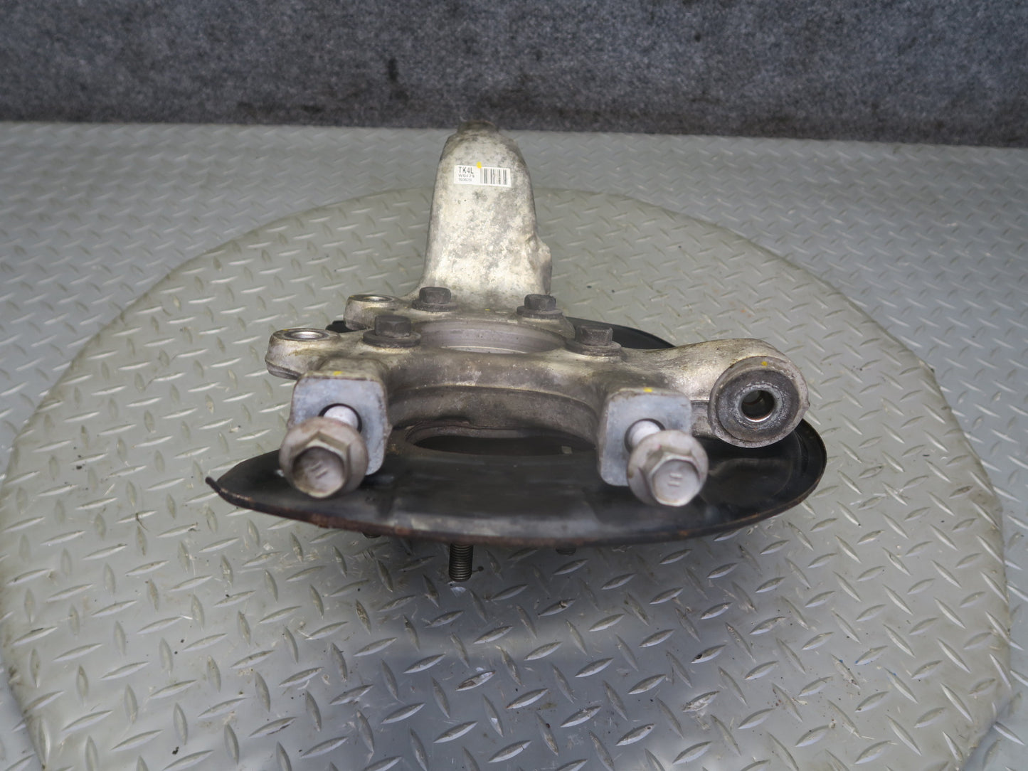 15-23 Lexus GSC16L RC300 3.5L AWD Front Left Spindle Knuckle Wheel Hub 76K OEM