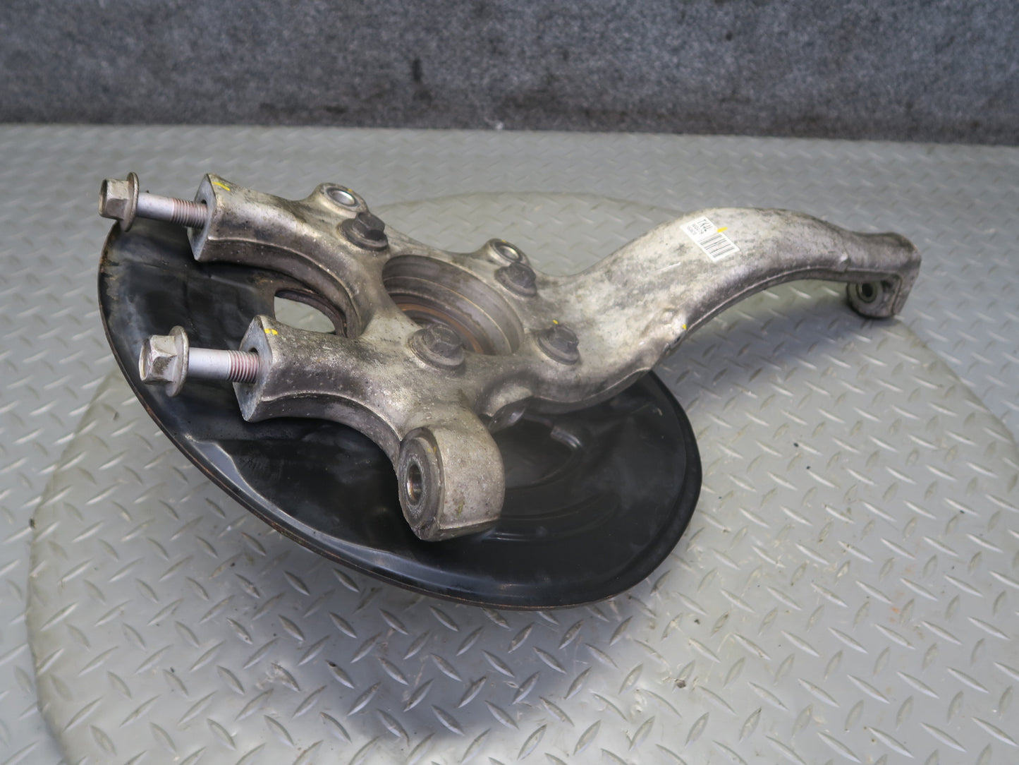 15-23 Lexus GSC16L RC300 3.5L AWD Front Left Spindle Knuckle Wheel Hub 76K OEM