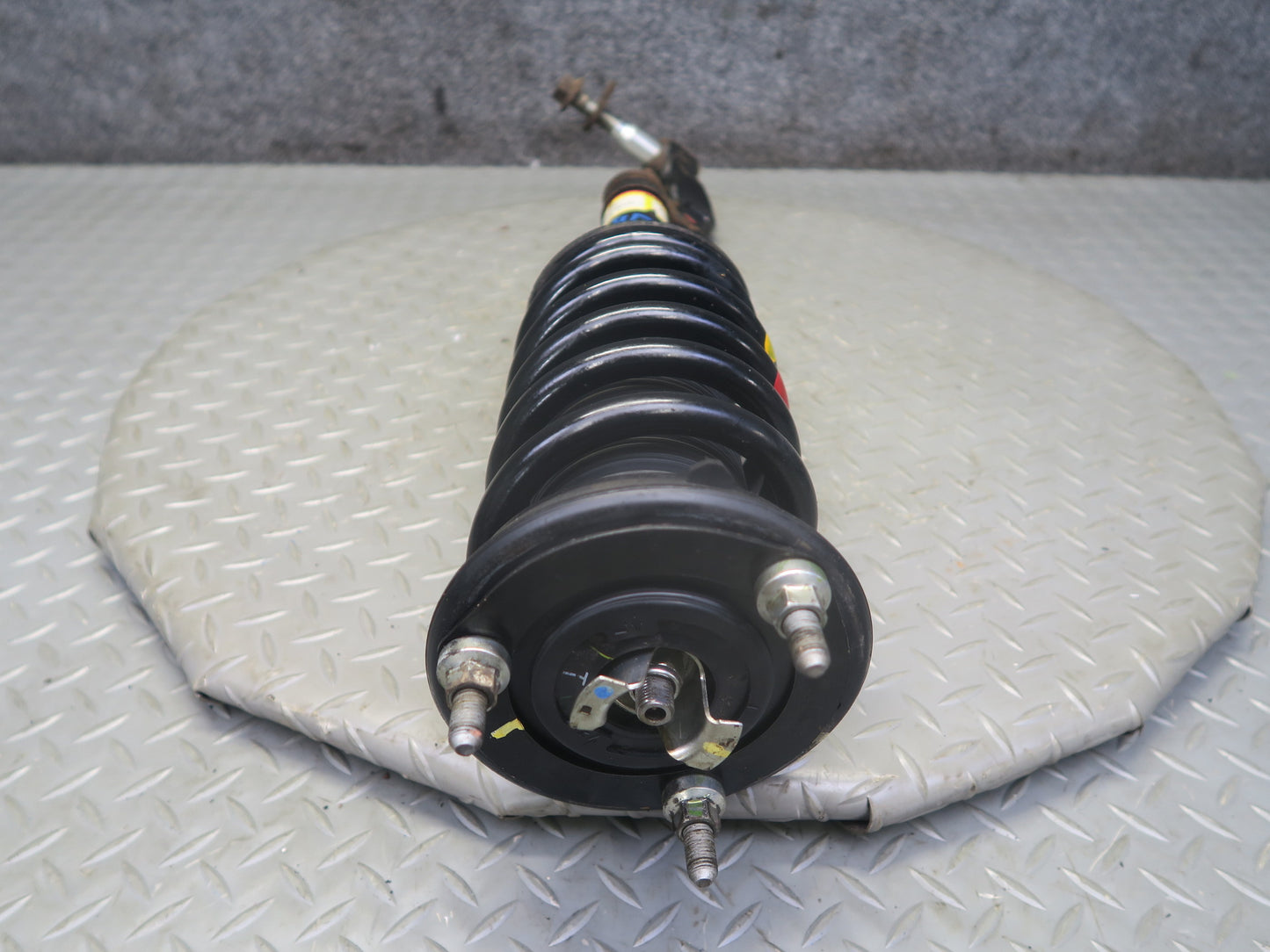 15-18 Lexus GSC16L RC300 AWD F-sport Front Strut Shock Absorber Set of 2 OEM
