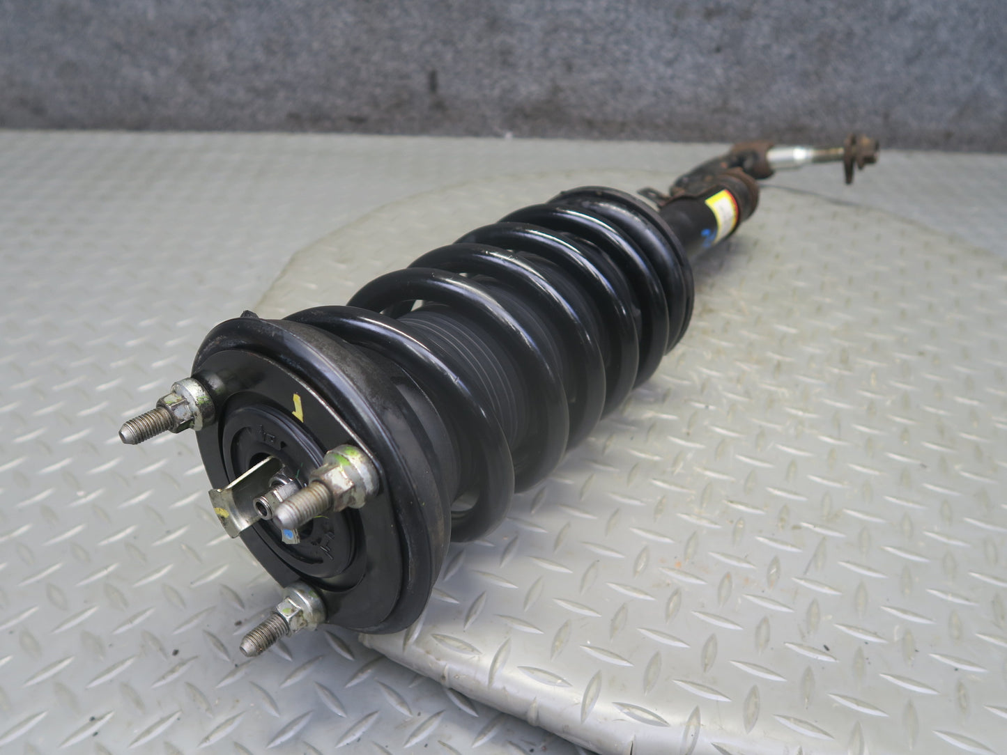 15-18 Lexus GSC16L RC300 AWD F-sport Front Strut Shock Absorber Set of 2 OEM