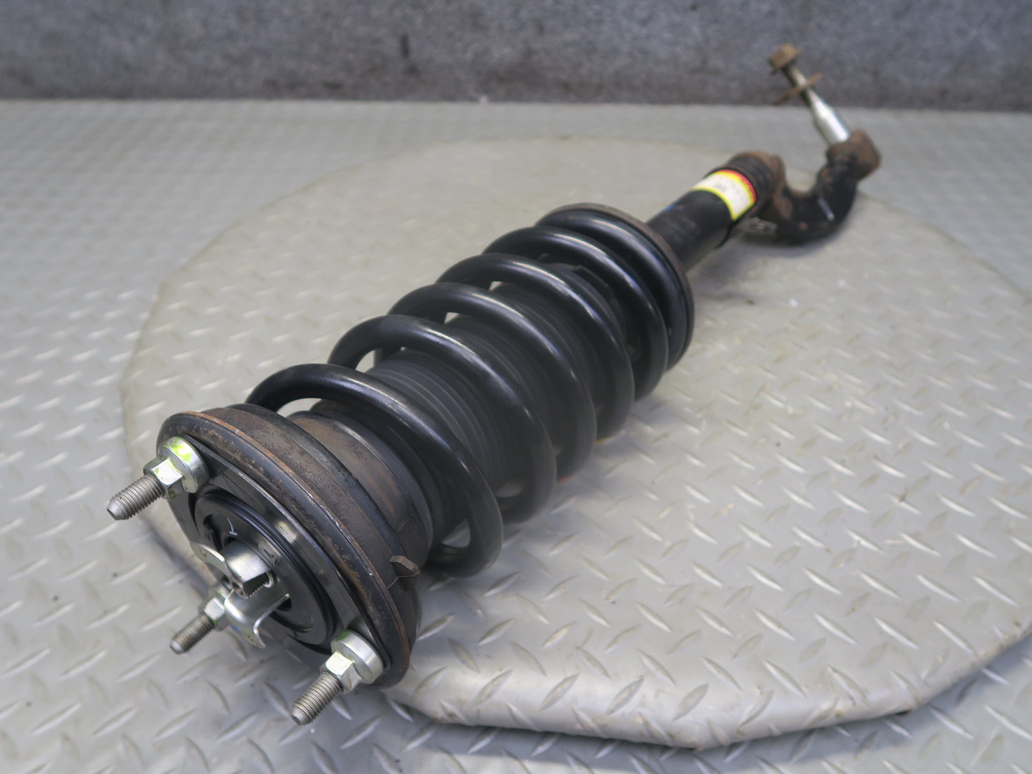 15-18 Lexus GSC16L RC300 AWD F-sport Front Strut Shock Absorber Set of 2 OEM