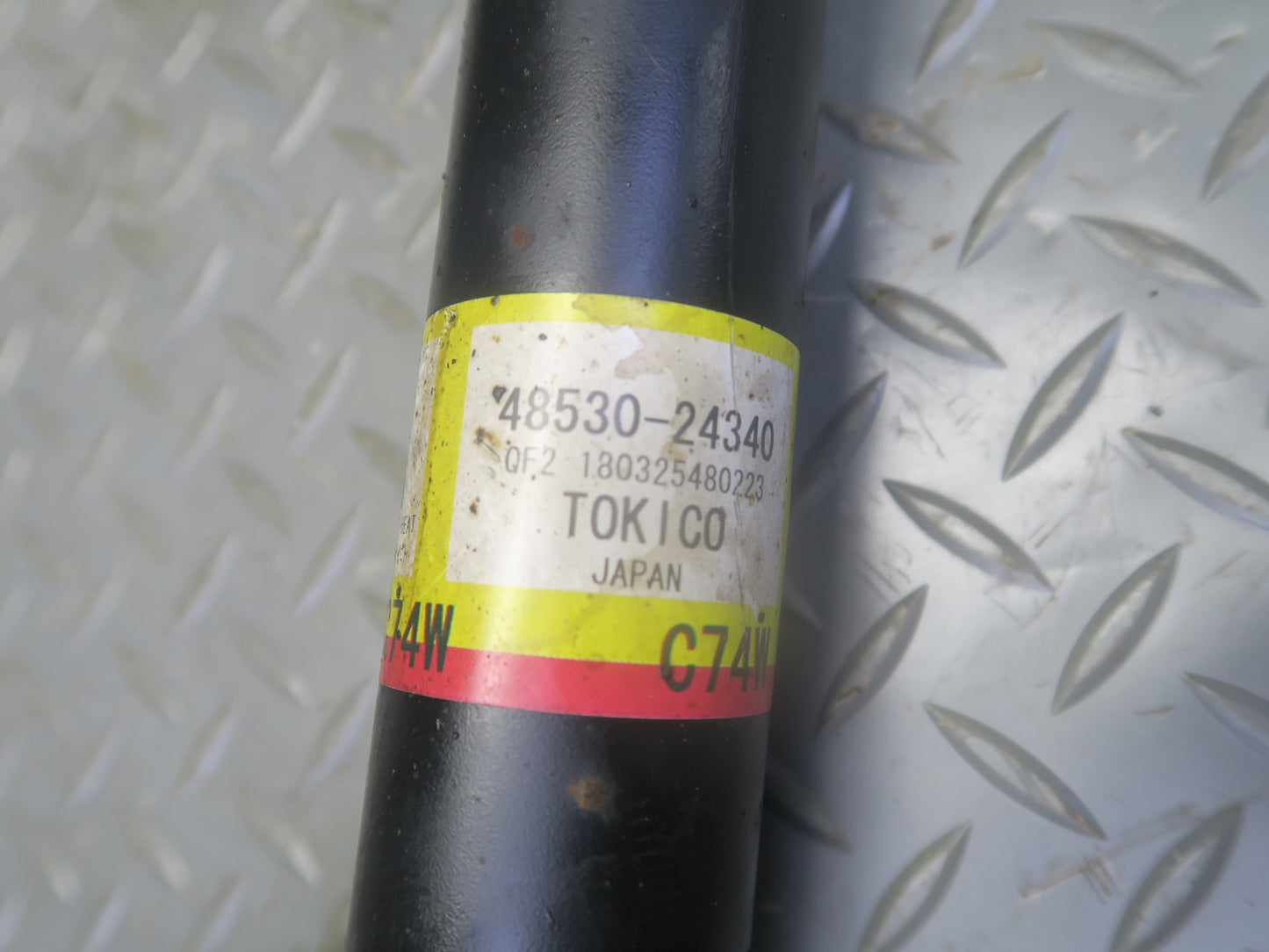 15-18 Lexus GSC16L RC300 AWD F-sport Rear Strut Shock Absorber Set of 2 76K OEM