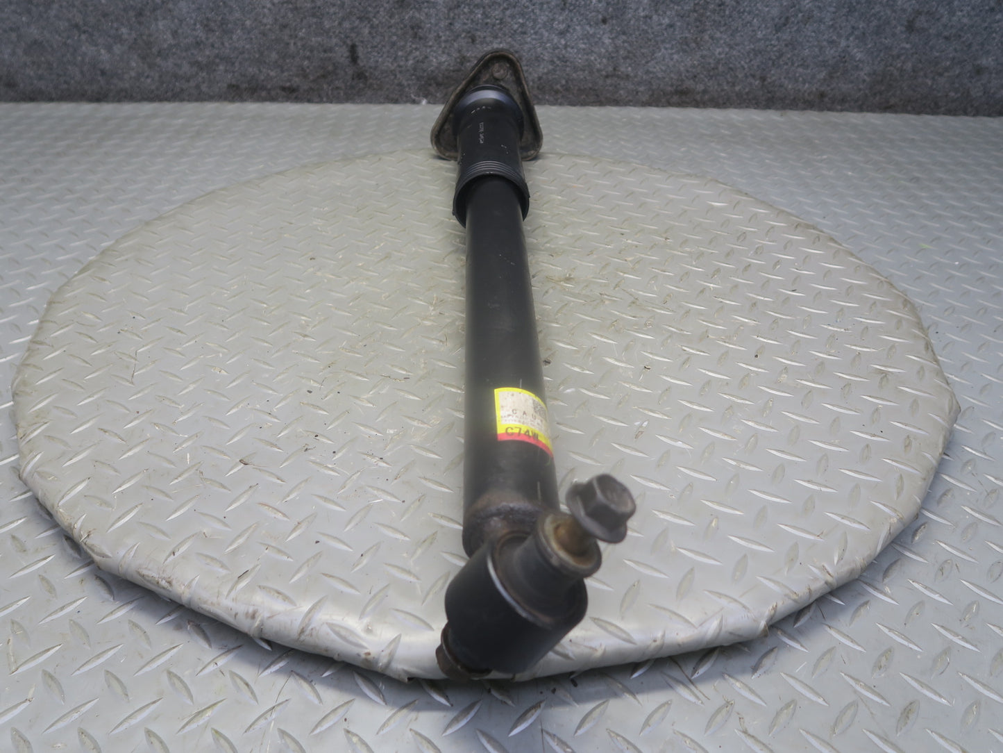 15-18 Lexus GSC16L RC300 AWD F-sport Rear Strut Shock Absorber Set of 2 76K OEM