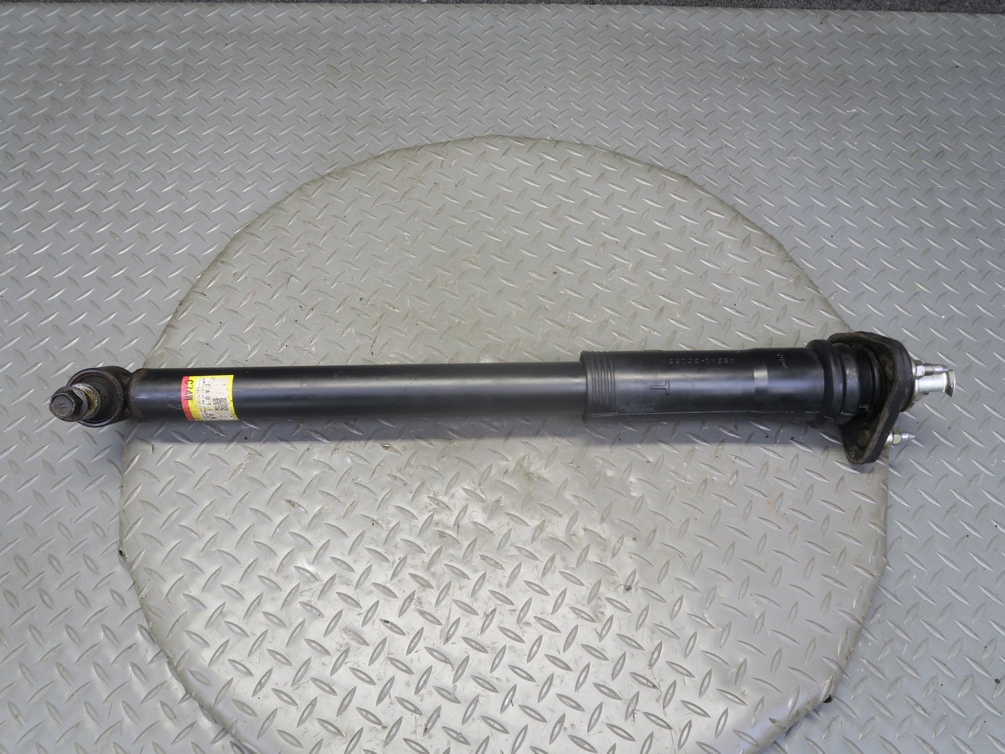 15-18 Lexus GSC16L RC300 AWD F-sport Rear Strut Shock Absorber Set of 2 76K OEM