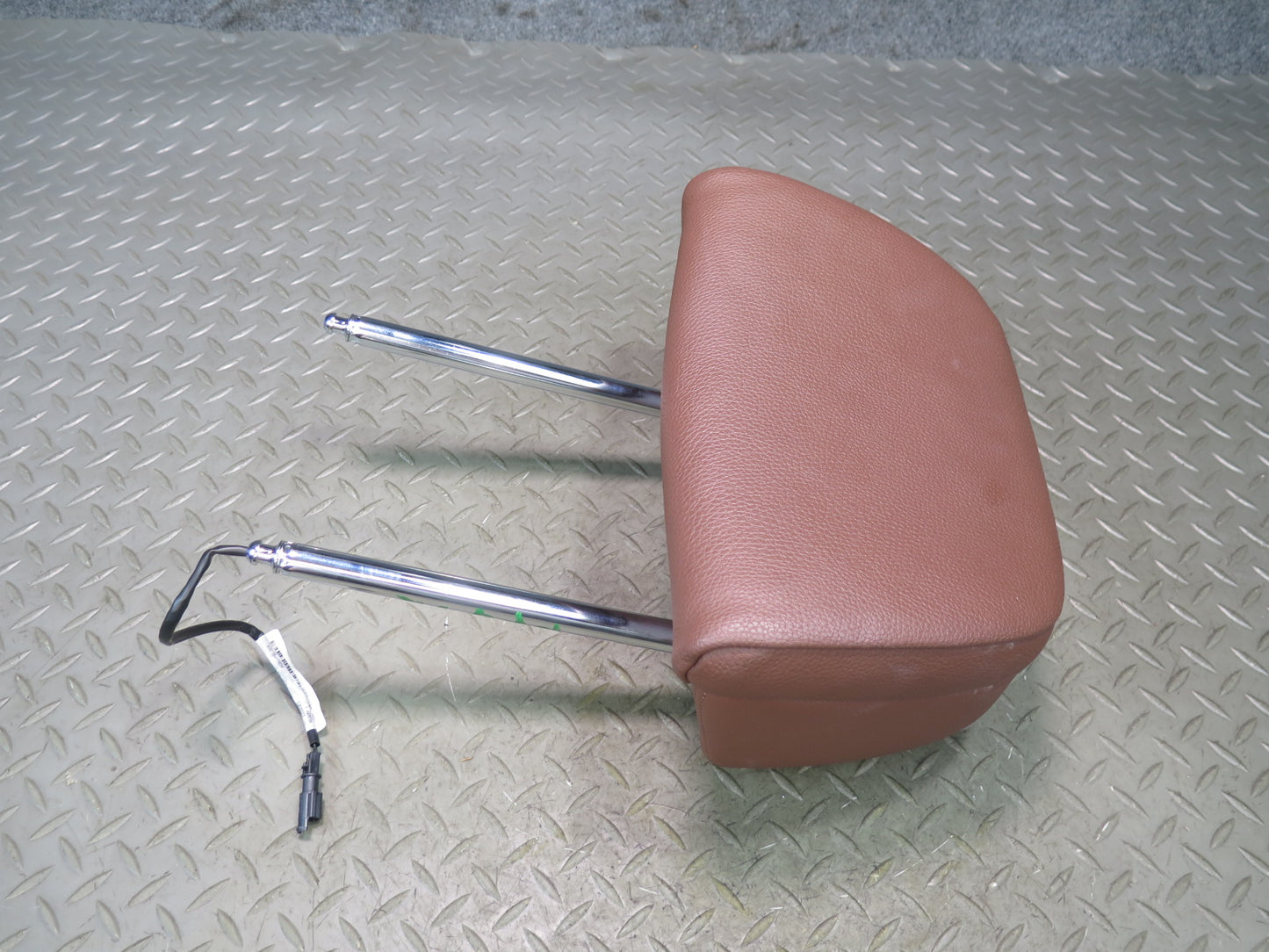11-13 BMW F10 550i Front Right Comfort Seat Leather Active Headrest Brown OEM