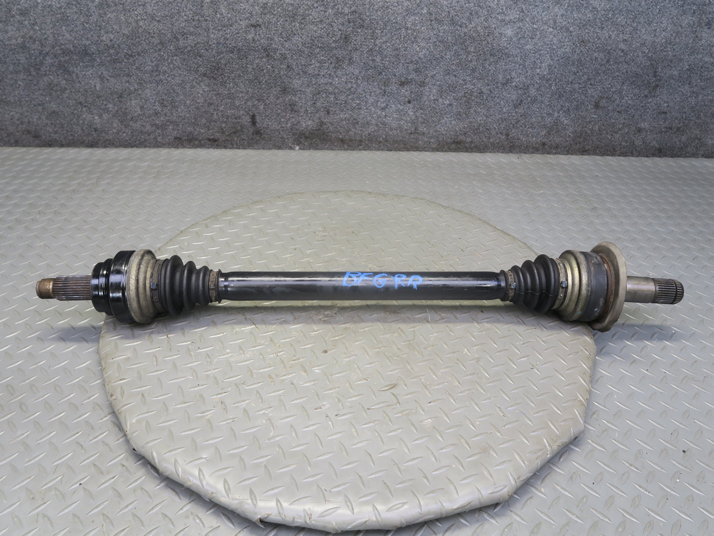 11-16 BMW F10 550iX Rear Right Suspension Axle Shaft 88K Miles 7647026 OEM