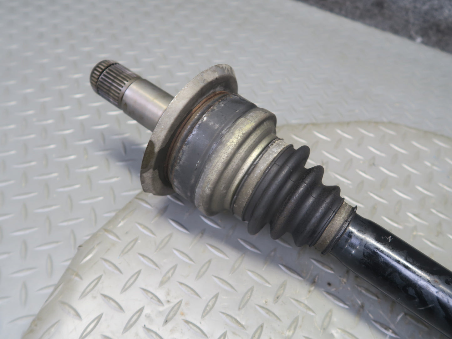 11-16 BMW F10 550iX Rear Right Suspension Axle Shaft 88K Miles 7647026 OEM