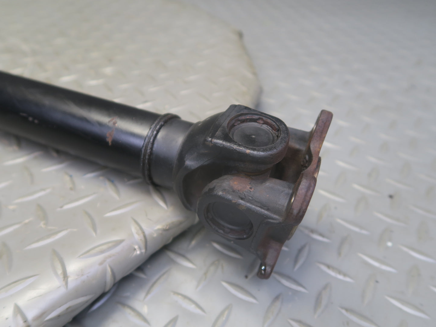 11-16 BMW F10 550iX AWD A/T Front Driveshaft Drive Shaft OEM