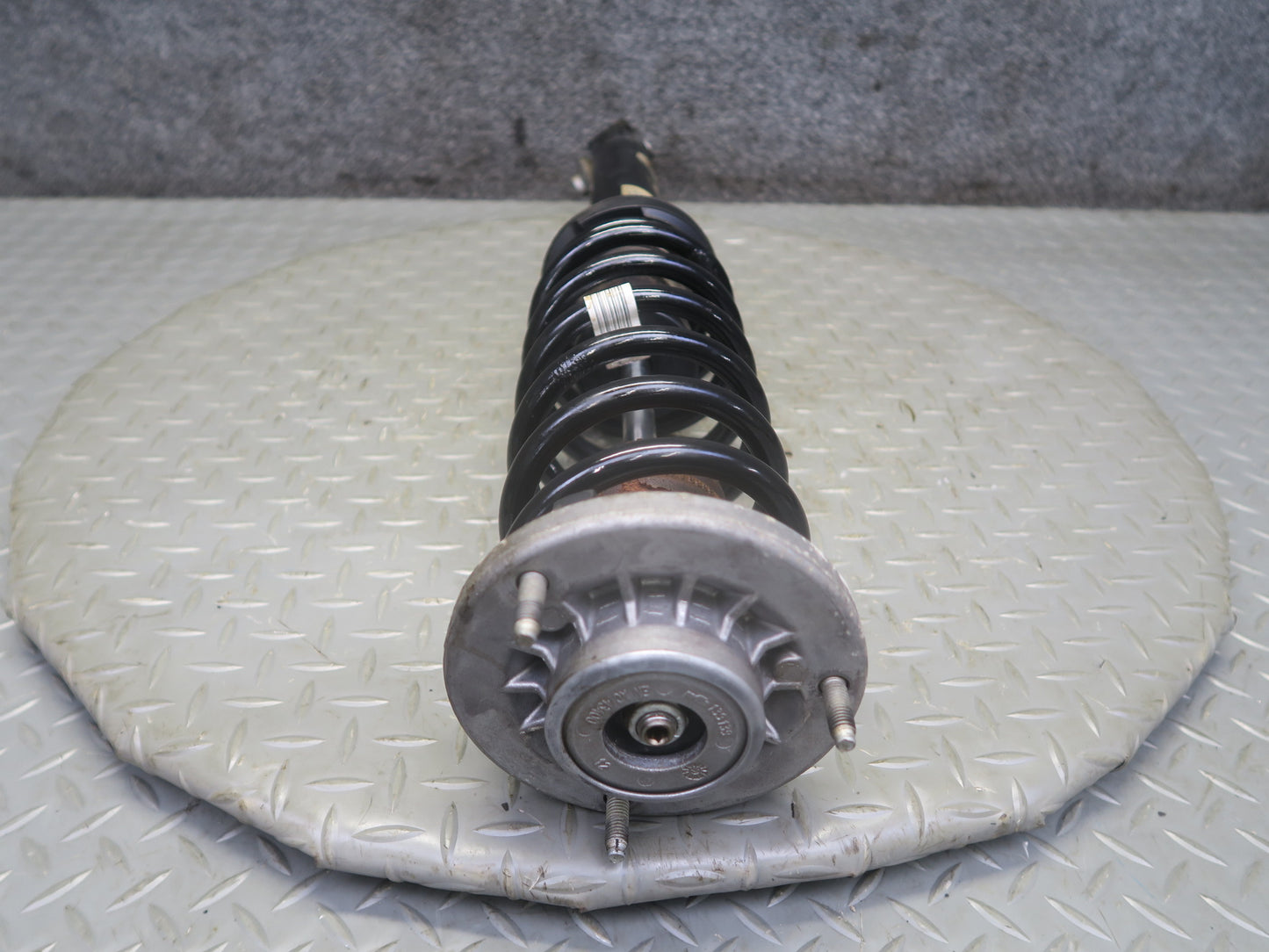 11-13 BMW F10 550iX AWD Set of 2 Rear Left & Right Strut Shock Absorber OEM