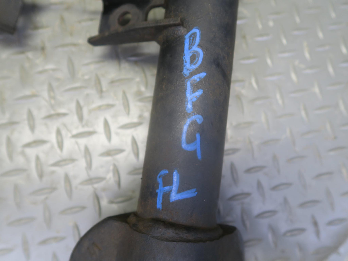 11-16 BMW F10 550iX AWD Set of 2 Front Left & Right Strut Shock Absorber OEM