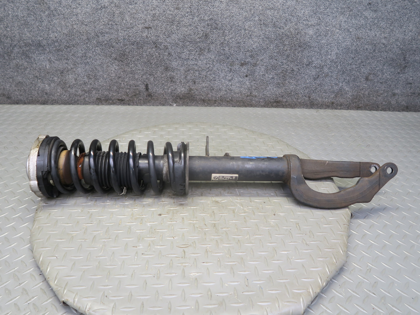 11-16 BMW F10 550iX AWD Set of 2 Front Left & Right Strut Shock Absorber OEM
