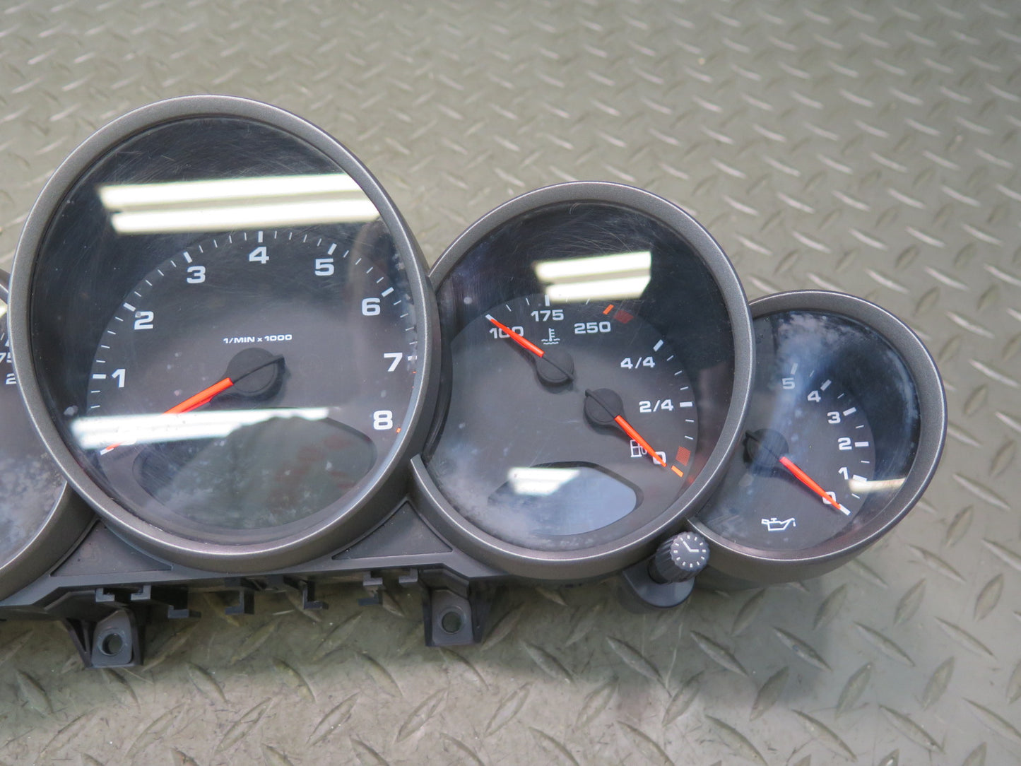 2005-2008 Porsche 911 997 M/T Instrument Cluster Gauge Speedometer 99764110312