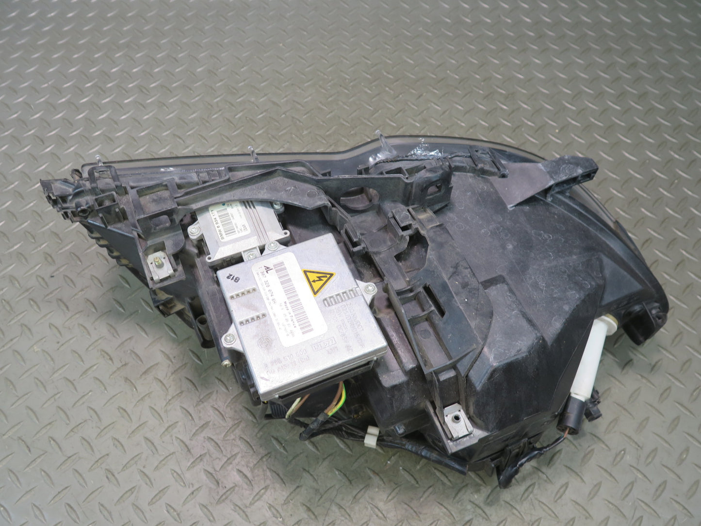 04-06 BMW E46 330Ci Coupe Convert Left BI Xenon AKL HID Adaptive Headlight OEM