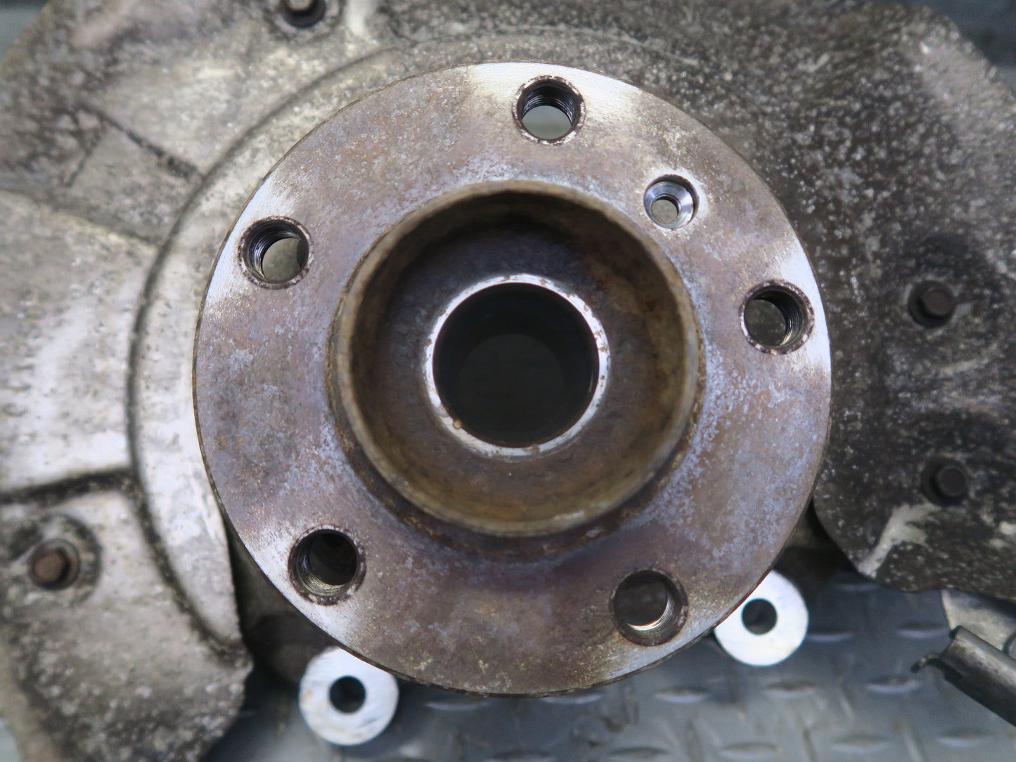 11-16 BMW F10 F12 F13 550iX AWD Front Left Spindle Knuckle Wheel Hub Bearing OEM