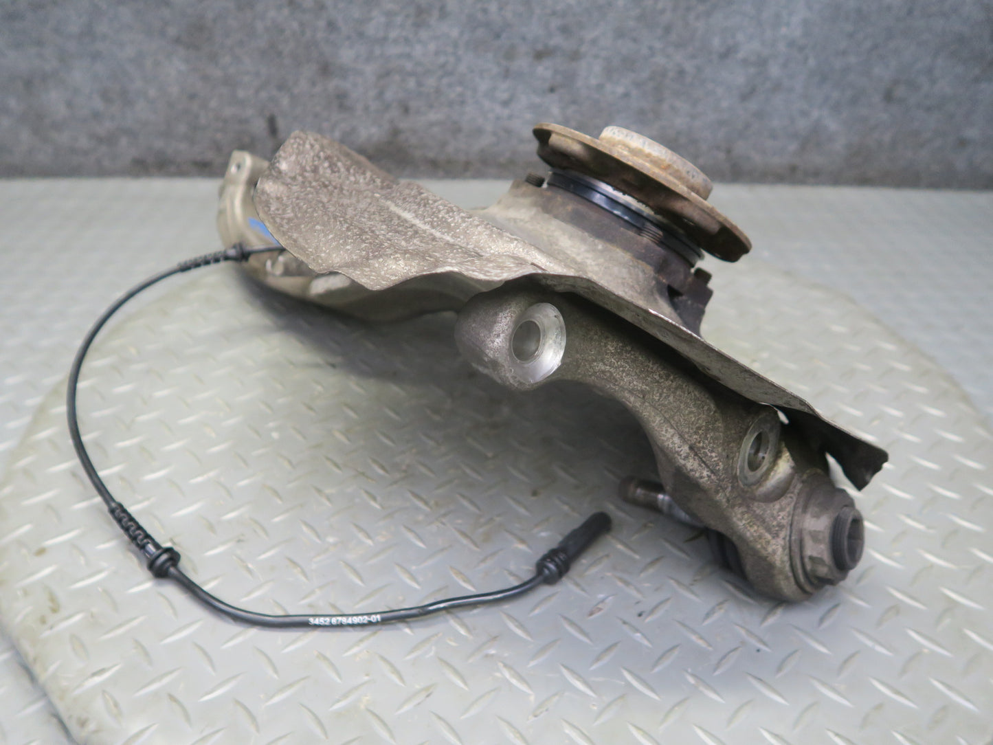 11-16 BMW F10 F12 F13 550iX AWD Front Left Spindle Knuckle Wheel Hub Bearing OEM