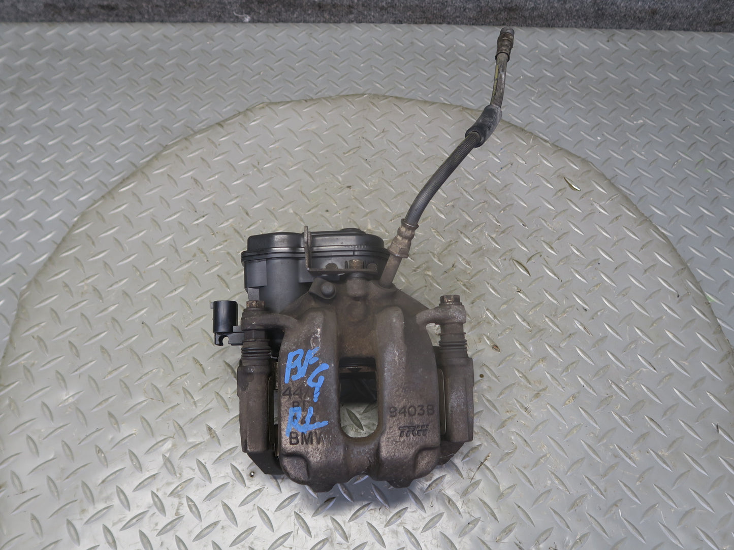 11-16 BMW F10 550iX AWD Set of 2 Rear Left & Right Brake Caliper OEM