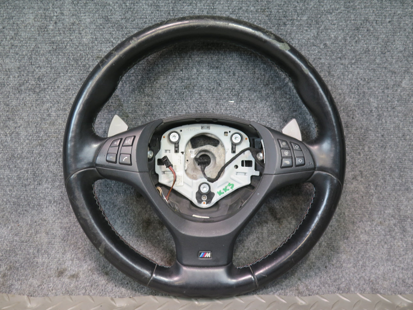2010-2014 BMW E71 X6M Sport Heated Leather Steering w Controls & Paddles Damaged