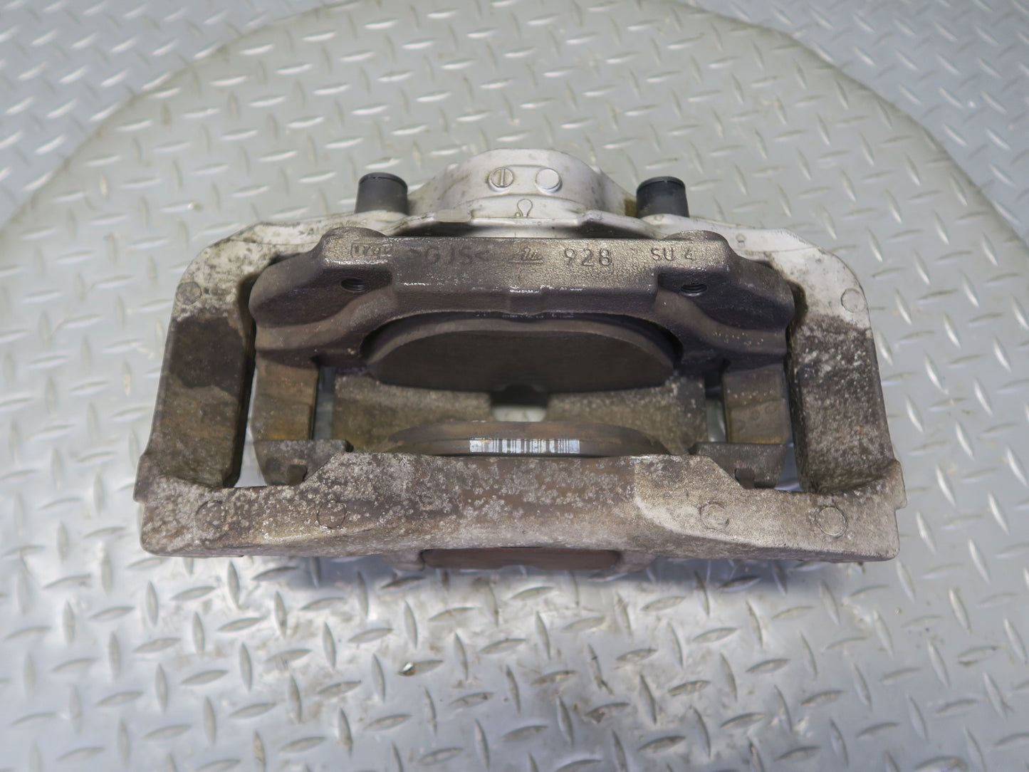 11-16 BMW F10 550iX AWD Set of 2 Front Left & Right Brake Caliper OEM