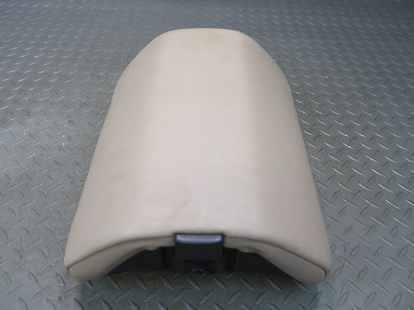 01-06 BMW E46 330CI Convertible Rear Center Middle Seat Armrest Beige OEM