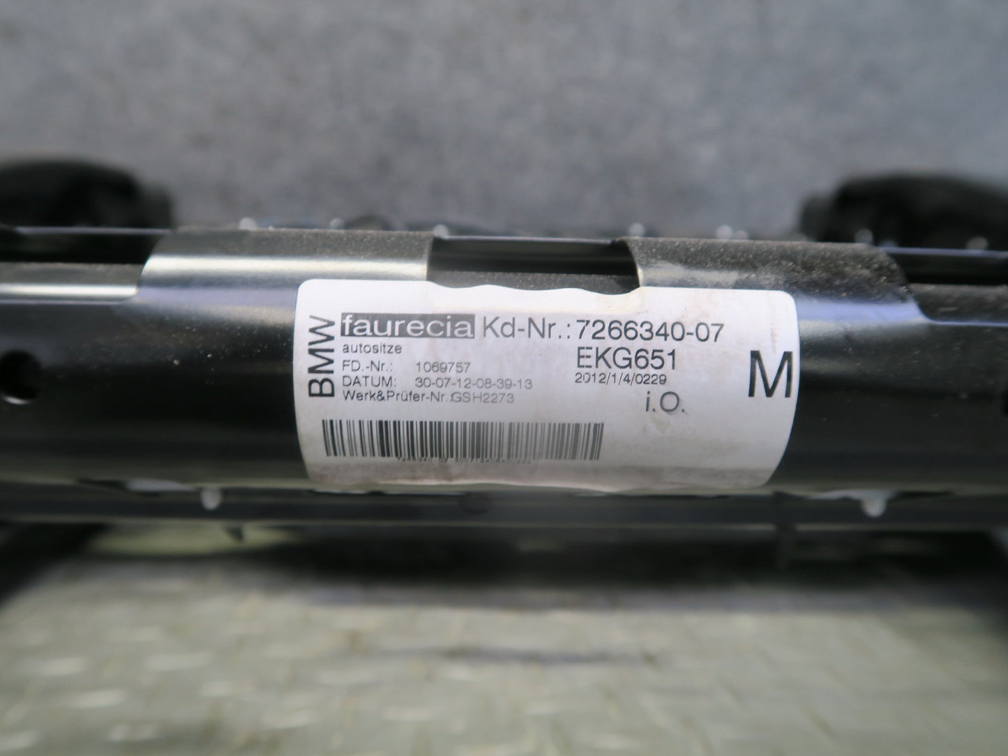 11-13 BMW F10 550iX Front Right Comfort Seat Lower Frame Track Rail w Motors OEM