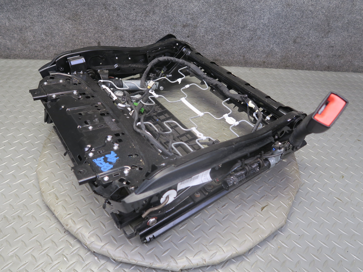 11-13 BMW F10 550iX Front Right Comfort Seat Lower Frame Track Rail w Motors OEM