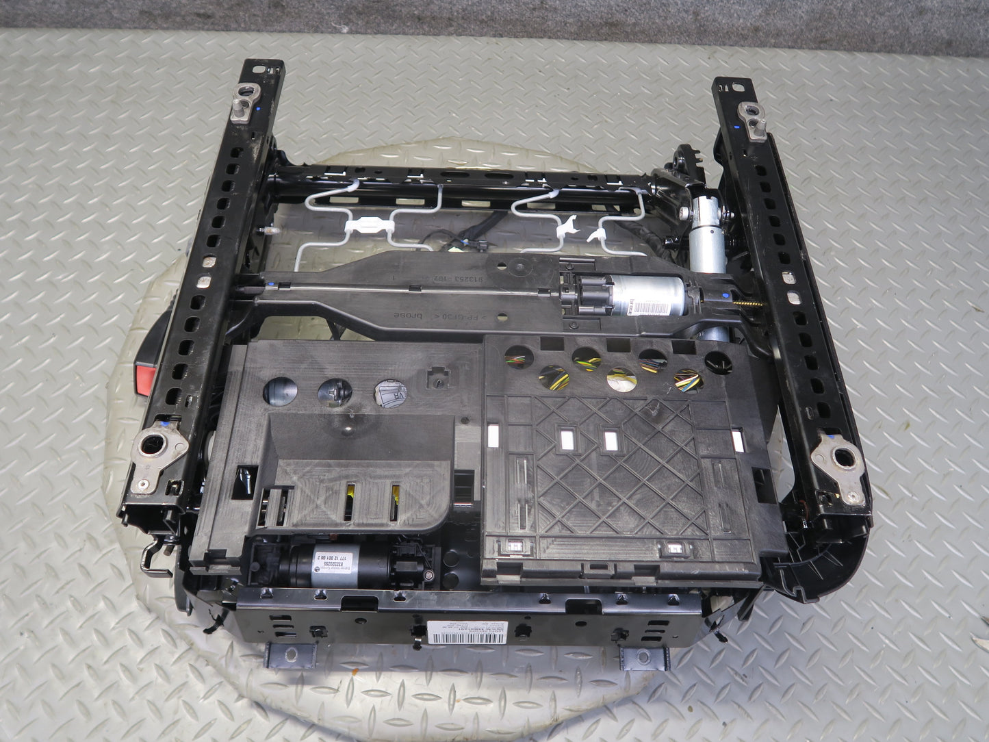11-13 BMW F10 550iX Front Right Comfort Seat Lower Frame Track Rail w Motors OEM