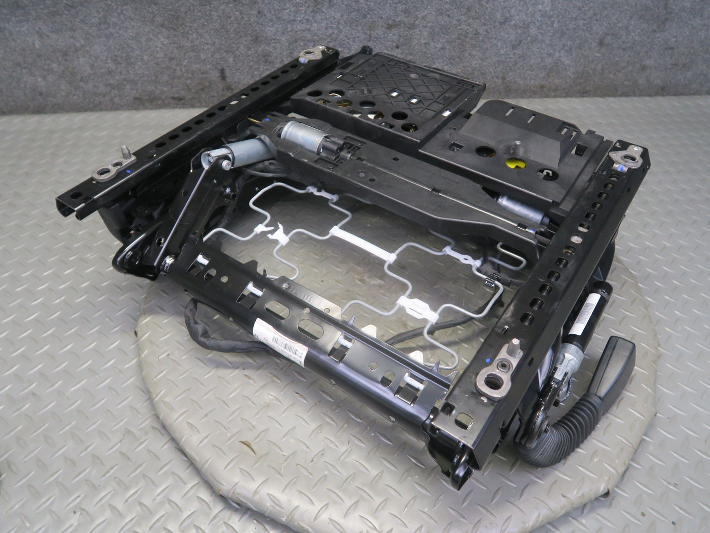 11-13 BMW F10 550iX Front Right Comfort Seat Lower Frame Track Rail w Motors OEM
