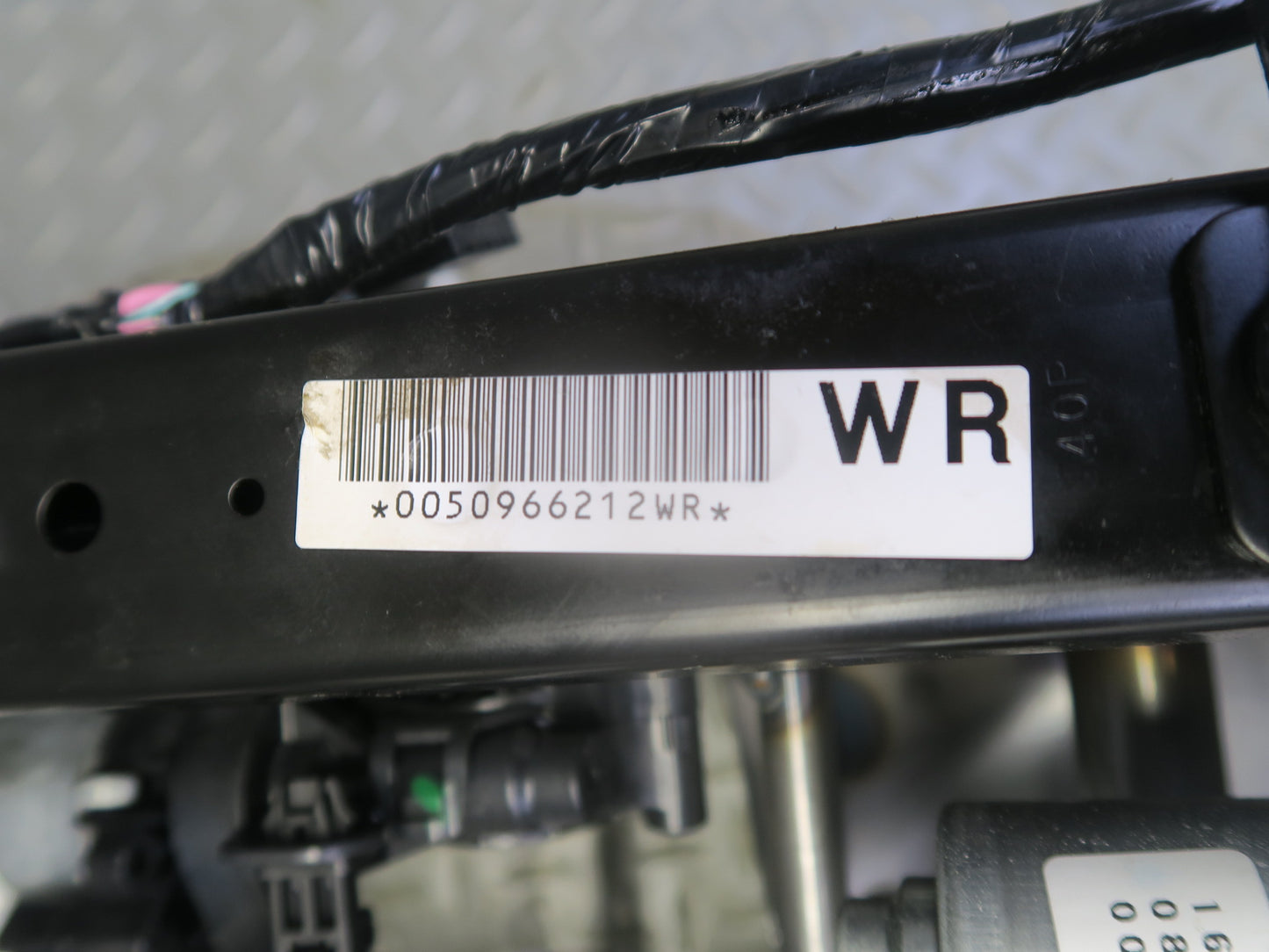16-18 Lexus GSC16L RC300 RC350 F-sport Front Right Seat Rail Track w Motor OEM