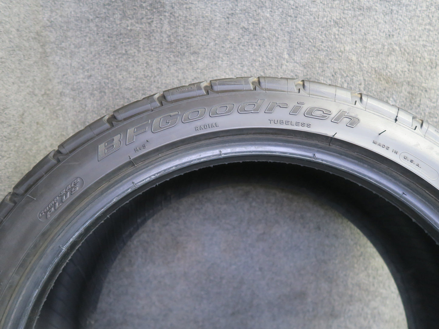 Set of 2 Bfgoodrich G-force COMP-2 A/S TIRE275/40 ZR20 106Y 4824 5/32 Tread