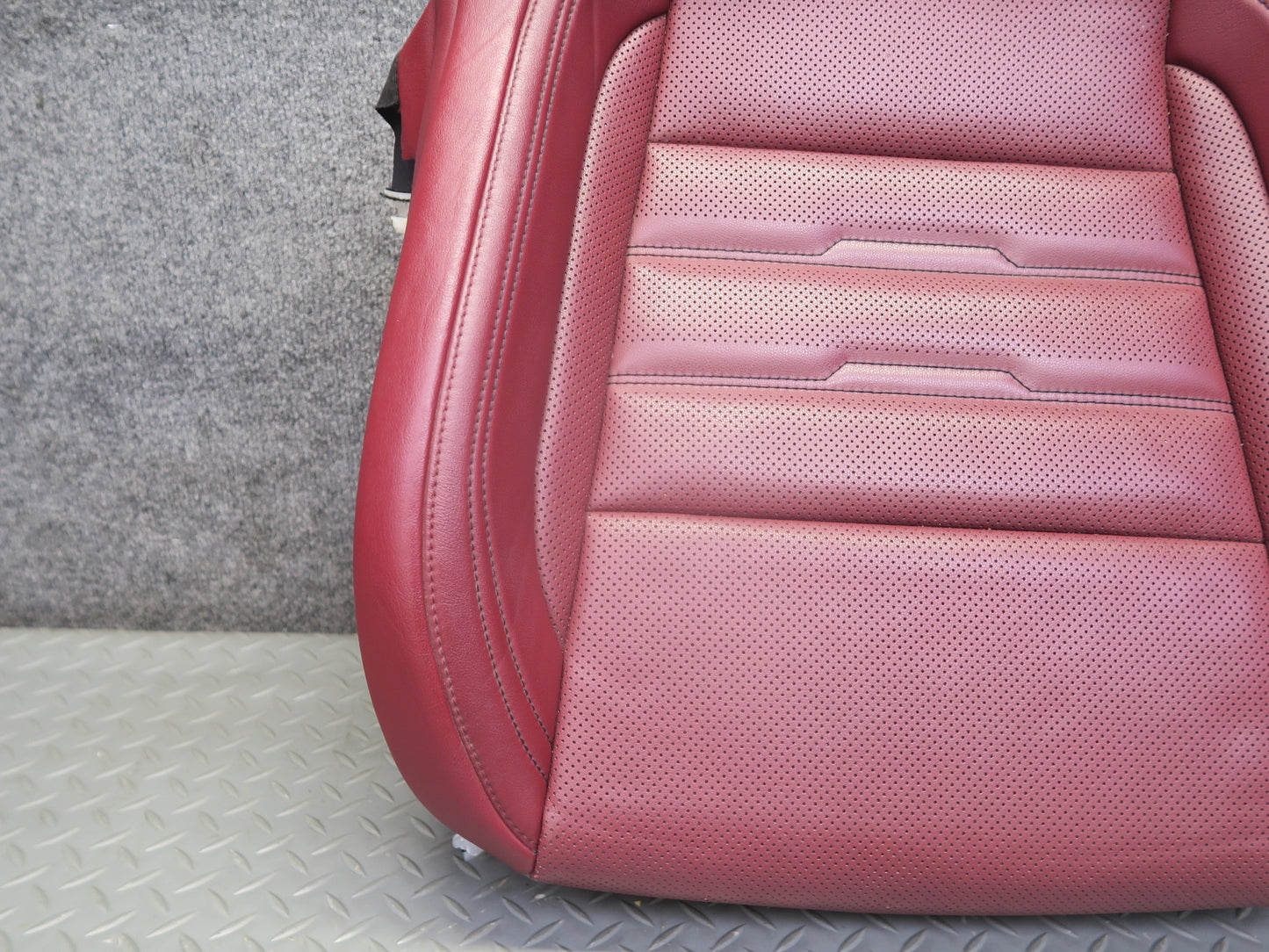 16-18 Lexus GSC16L RC300 RC350 F-sport Front Right Lower Seat Cushion RED OEM