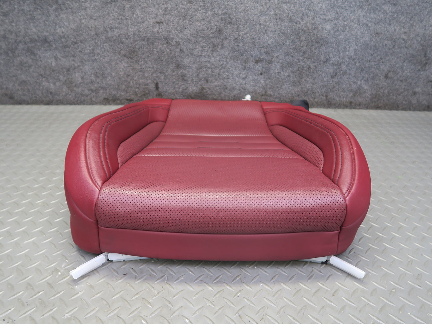 16-18 Lexus GSC16L RC300 RC350 F-sport Front Right Lower Seat Cushion RED OEM