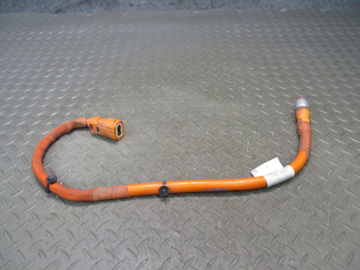2015-2018 Porsche Cayenne 958 E-hybrid A/C Compressor High Voltage Wire Cable